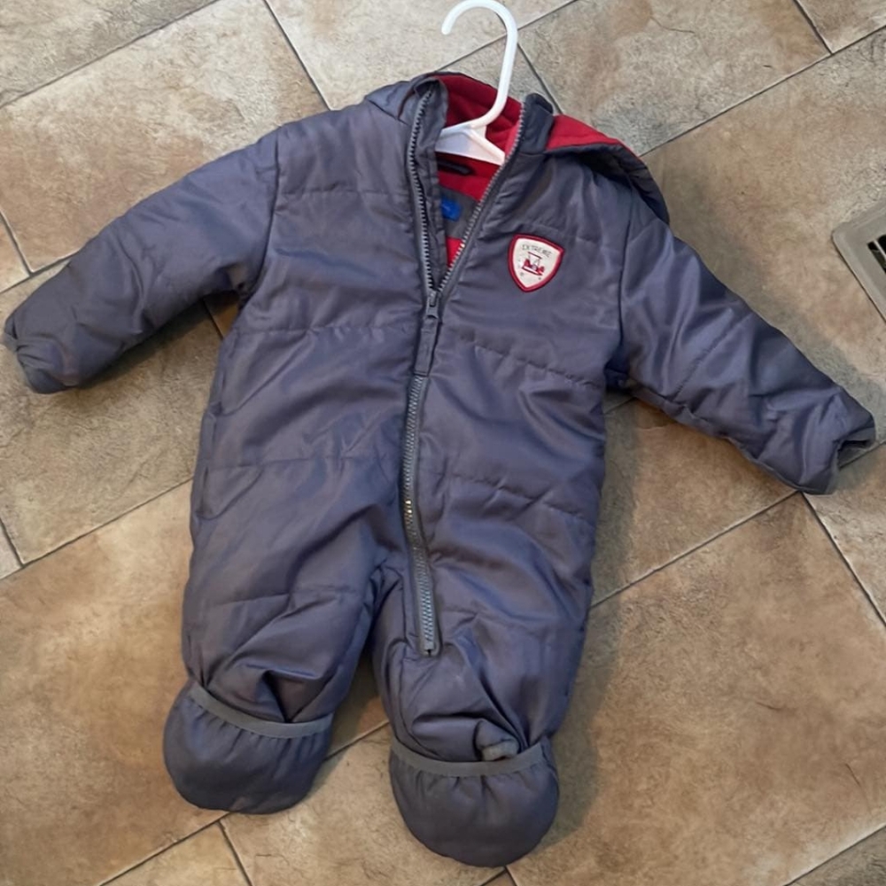 Baby Extreme Kids Gray One Piece Snowsuit size 3/6 months